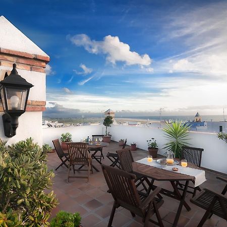 Hotel Restaurante Blanco Y Verde Conil De La Frontera Exterior photo